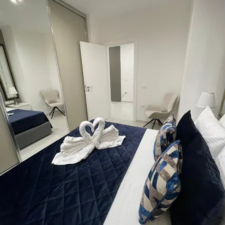 Celine Apartment Vlorë