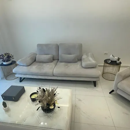 Apartment Celine