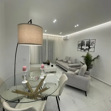Celine Apartment *